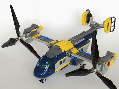 Nákladní letadlo se sklopnými rotory